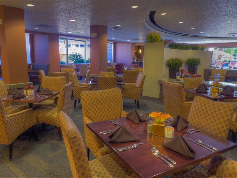 Holiday Inn Express & Suites Phoenix - Midtown, An Ihg Hotel Kültér fotó