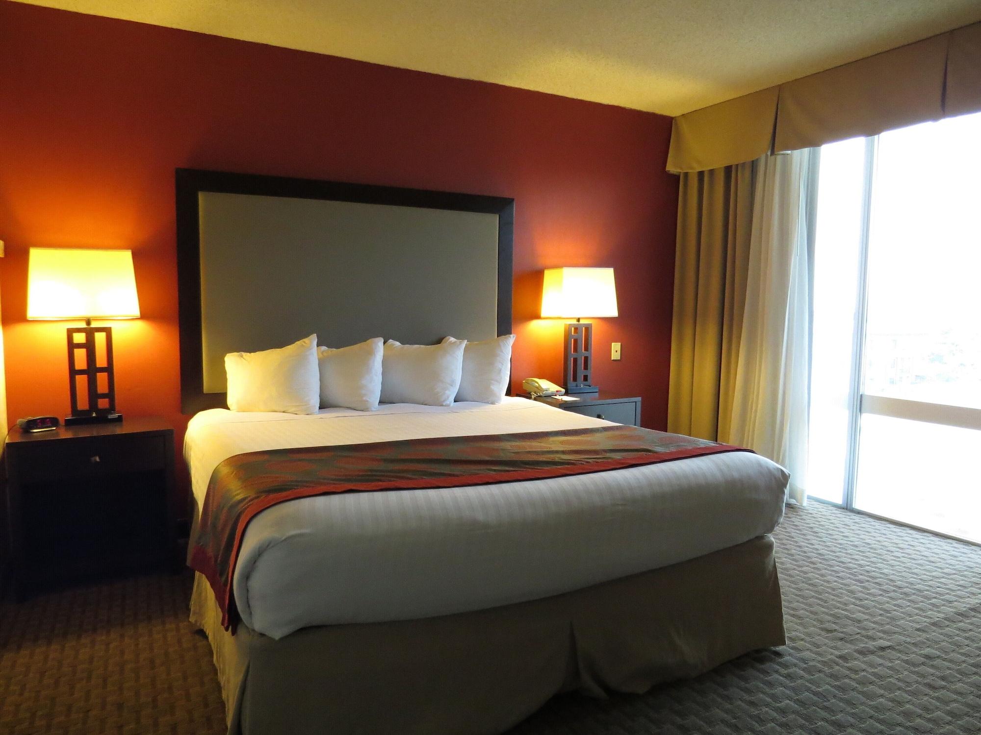 Holiday Inn Express & Suites Phoenix - Midtown, An Ihg Hotel Kültér fotó